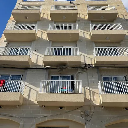Modern, 2-br With Valletta View *