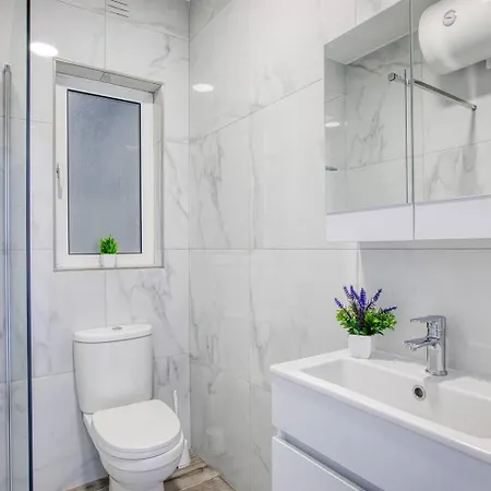 Modern, 2-br With Valletta View * Pietà