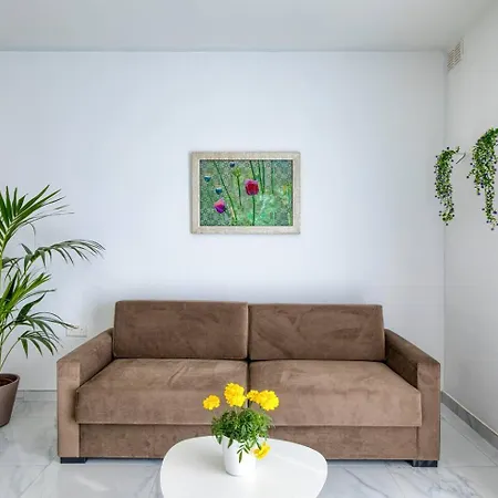 Modern, 2-br With Valletta View