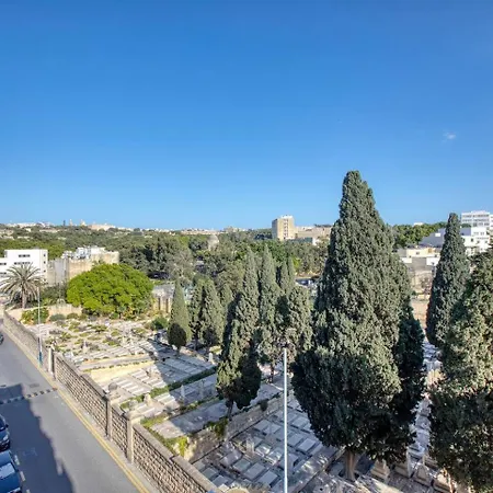 Modern, 2-br With Valletta View *